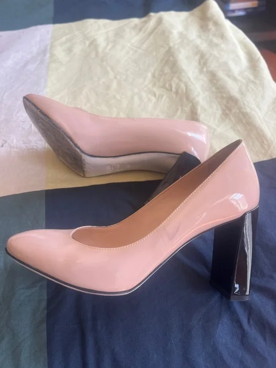 Fendi Pale Pink Patent Leather Block Heel Pumps - Picture 3 of 5